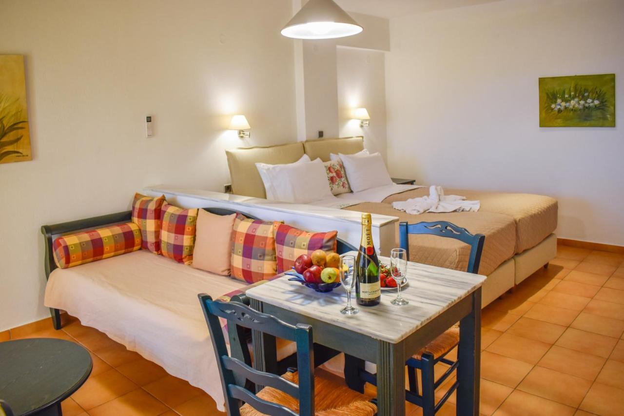 Hotel Dafni Скиатос Экстерьер фото