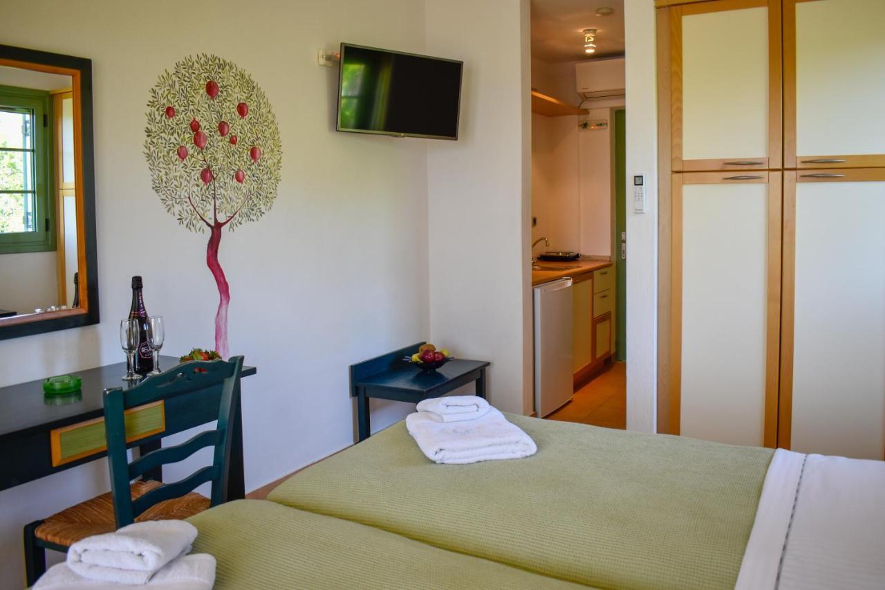 Hotel Dafni Скиатос Экстерьер фото