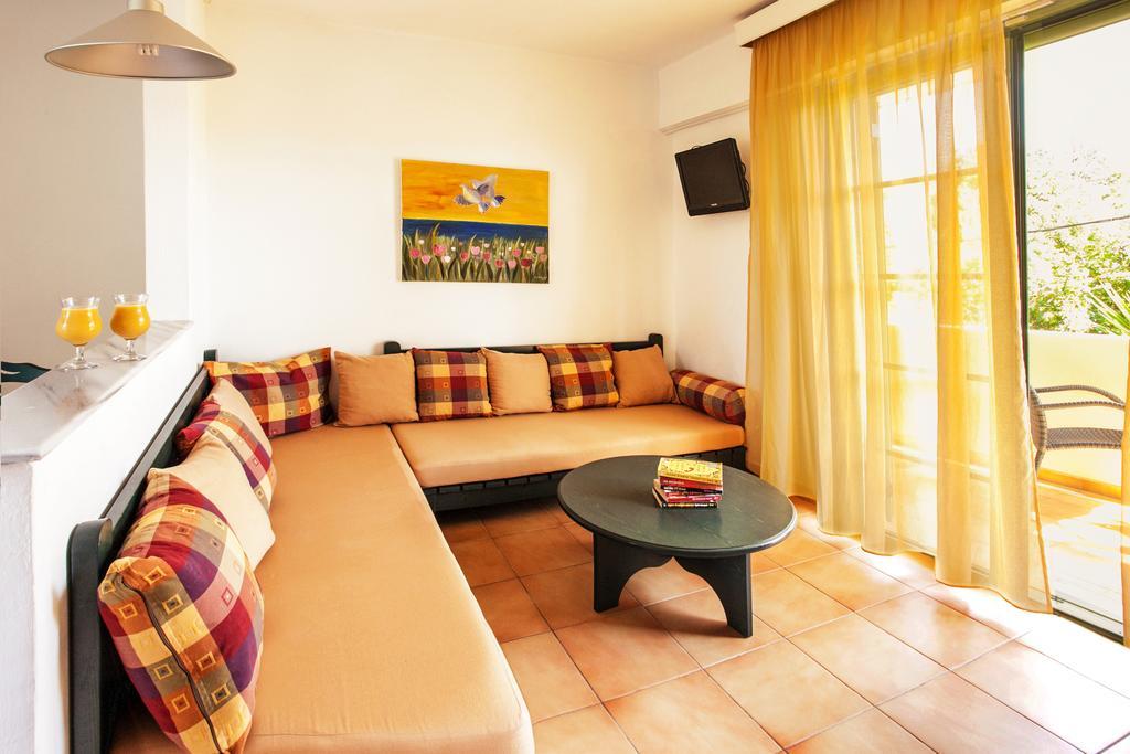 Hotel Dafni Скиатос Экстерьер фото